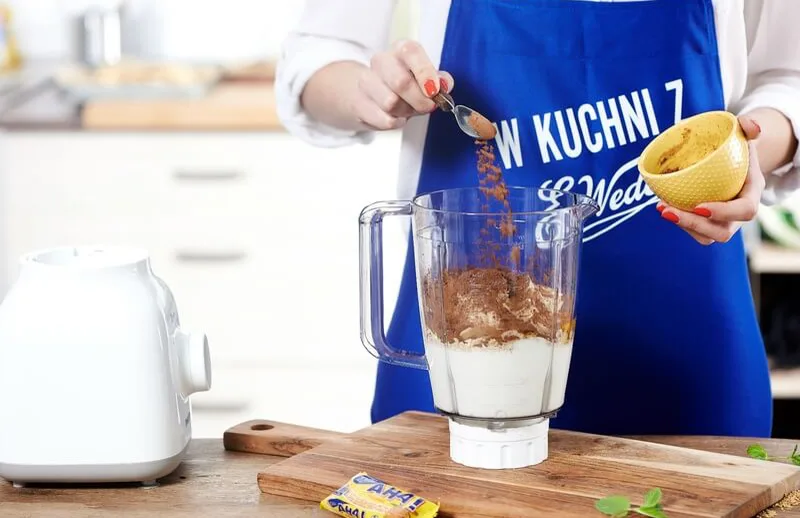 Добавление какао, мёда и семян льна
