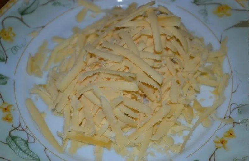 Натирание сыра