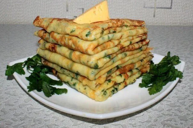 Сырные блинчики с петрушкой