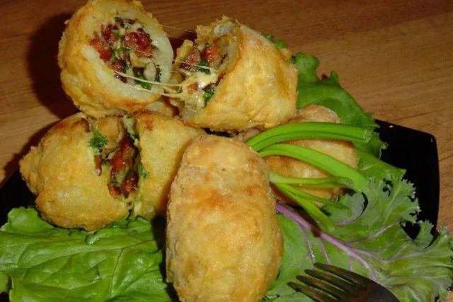 Картофель с начинкой